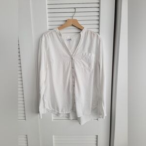 Splendid: White button down front pocket shirt size XL